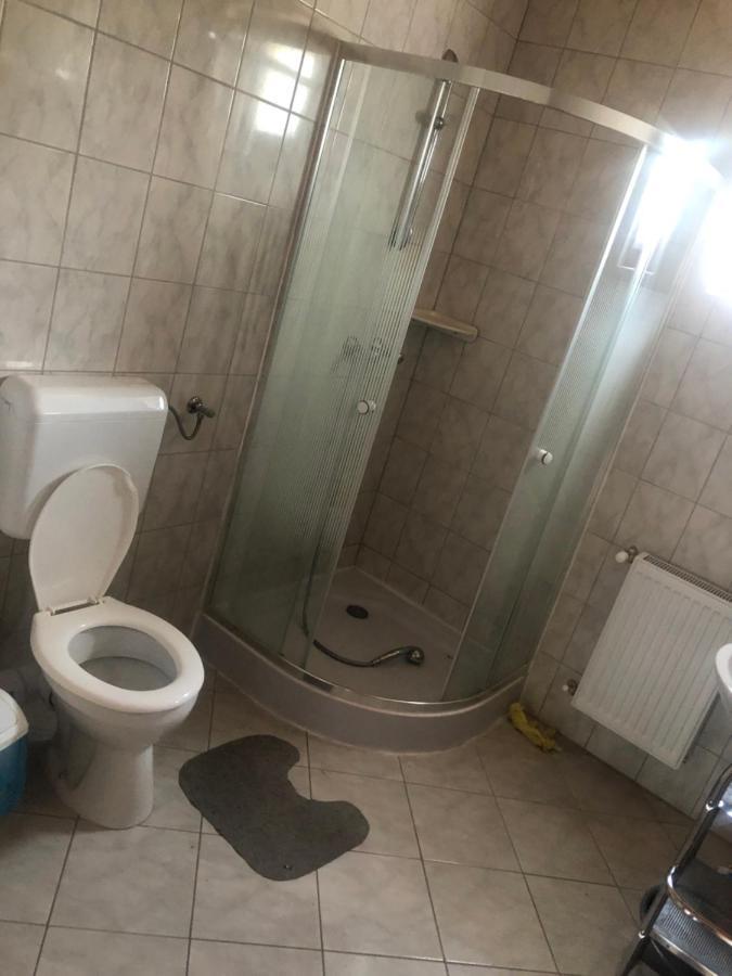 Zalakarosi Egerfa Nyaralohaz Foeldszinti Es Emeleti Apartman エクステリア 写真