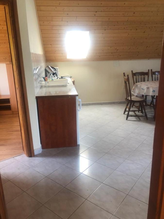 Zalakarosi Egerfa Nyaralohaz Foeldszinti Es Emeleti Apartman エクステリア 写真
