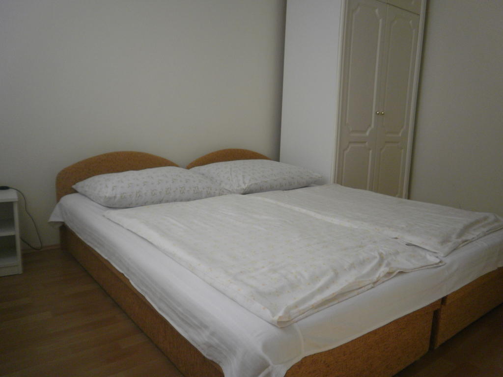 Zalakarosi Egerfa Nyaralohaz Foeldszinti Es Emeleti Apartman 部屋 写真